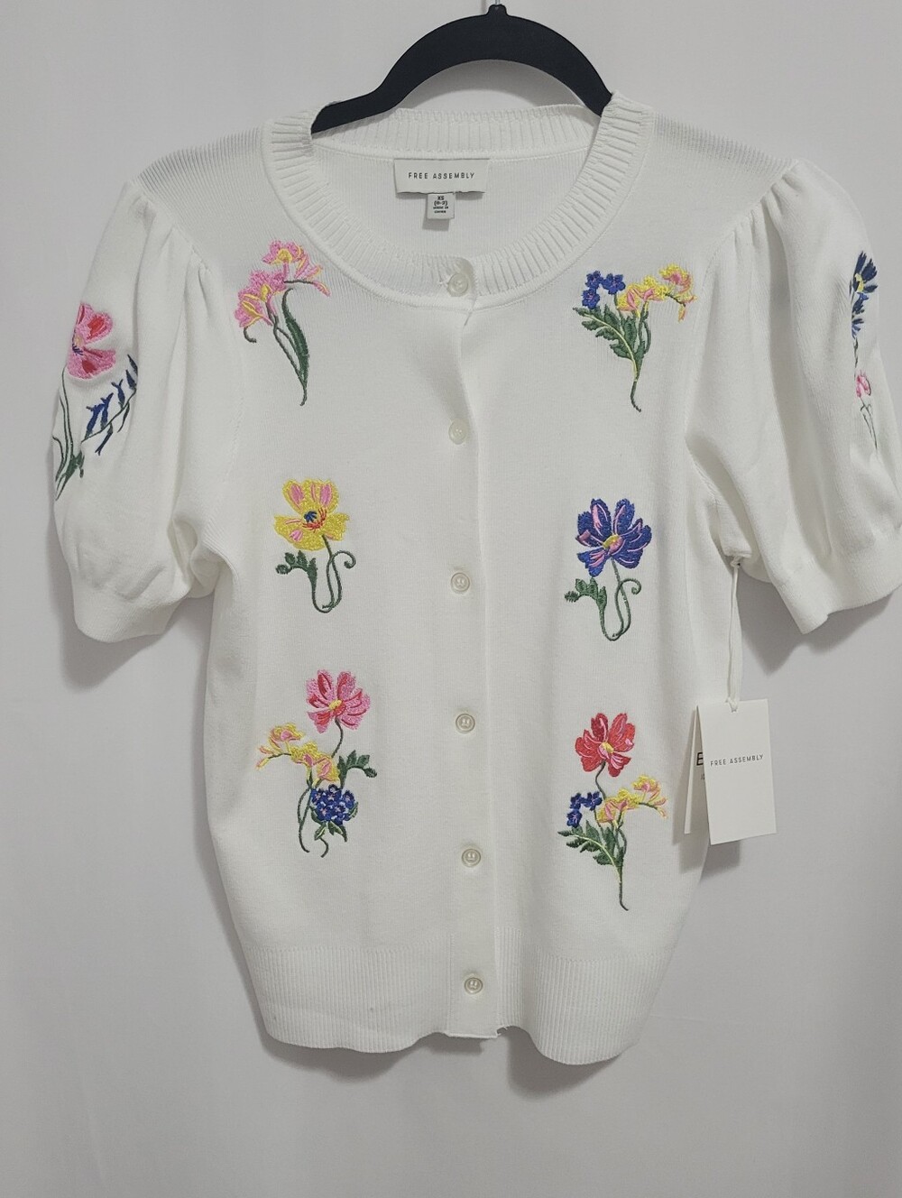 Free Assembly White Floral Embroidered S/S Sweater Cardigan, Size XS (0-2), NEW